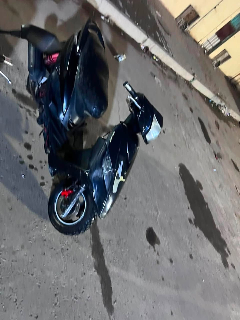 سلام عليكم ثعلب نوزل دراجه خير من الله نكره بكل وكت دراجه بيه حادث بجم يرادله ترتيب السعر خاص الرقم *********** مكان بغداد الطالبيه
