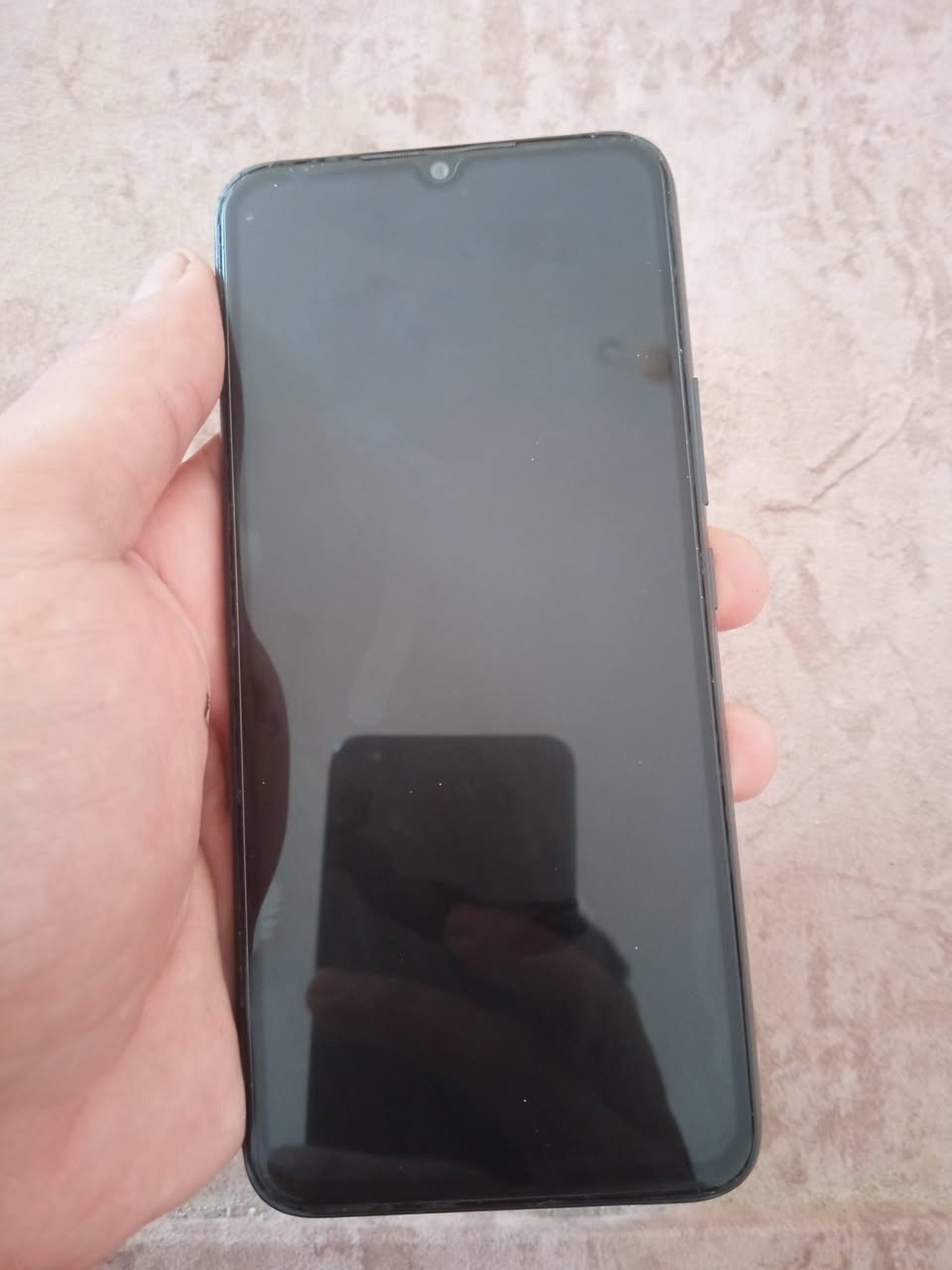 متوفر انفنكس هوت20i
ذاكره 128+8 
شغال كلشي كامره تصال العاب كله حلو ومكفول 
مستبدل شاشه من جهاز ثاني  
السعر 75 قفل يرهم مراوس 
مكاني جزيرة الرمادي البوذياب المحطه الاولى ماكو توصيل 
*********** الي يدخل خاص يذكر جهاز ولا يعامل لأن مارد .

