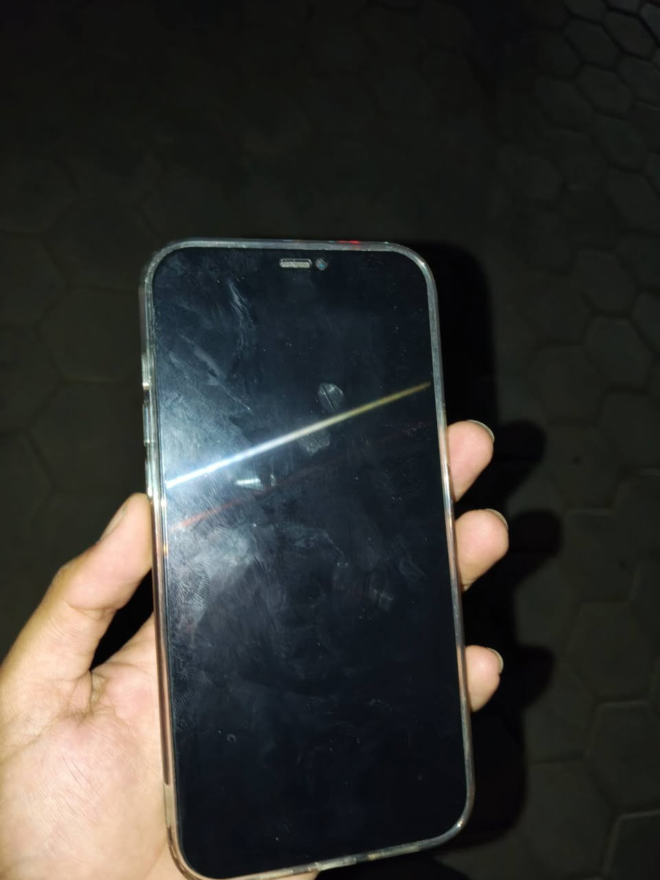 ايفون 12برو ماكس امبدل شاشه و بطاريه وفيس ايادي شغال بطاريه78 مال تفصيخ مبدله وشاشه بيها طكعه زغيرهههه كلش +امريكي امبادل3عادي حتا لو مبدل شاشه او سعره 280وبي مجال  تواصل +***********
