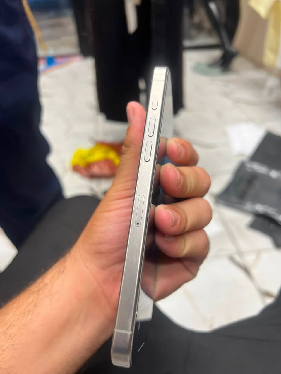 ايفون 15promax 
256
البطاريه87شرق اوسط
السعر مليون وخمسين
نضافه 95%
***********
