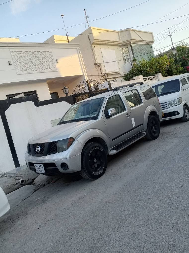 نيسان باسفاندر 2006 فول مواصفات 
سلڤر 4×4 دبل اكسل ناو زه رد تبريد تؤماتيك
نیسان پاسفاندەر 2006
خلیجی
گێڕ تۆماتیک
v6
4×4 of rowd
دەبل ئەکسل 
گێڕو مەکینەو تەبرید بەشەرت
تەبرید مەرکەزیی 
چوار تایەی نوێی ڵەسەرە
جام کارەبایی
تحدید سورعە
کوشن 3 ریز
کامیرا شاشه
حيزام سبوغ
غرامەی 75 هەزار
250 هەزار ڕۆشتوە ناو کرێمی زۆر خاوێنە ڵەگەڵ سپێری بیڵادی
نرخی تەنها 69وەرەقەو مەعامەڵەشی تێدایە
گۆڕینەوەش دەکەم
ژمارەی تەلفون *********** أربيل, العراق

