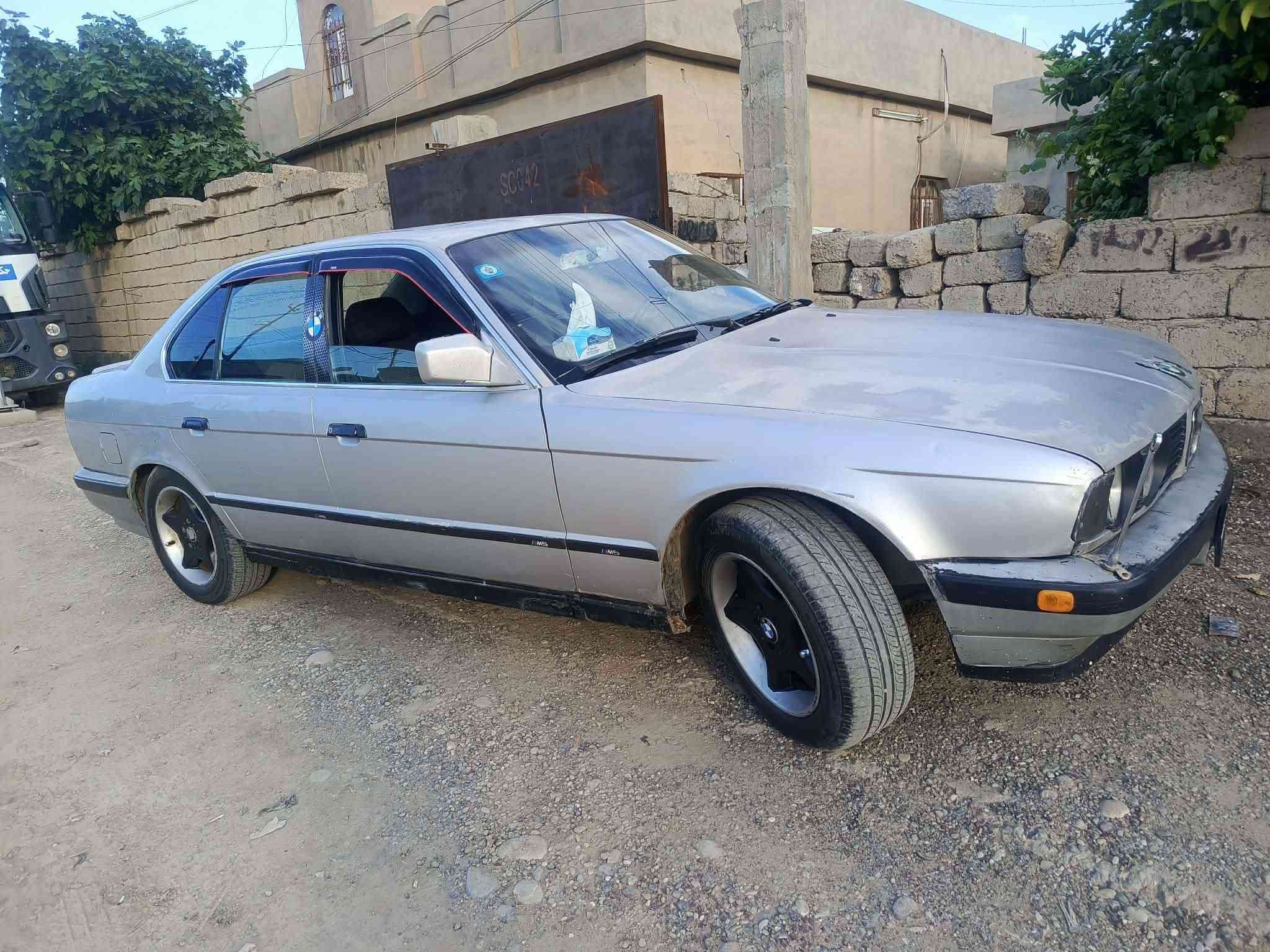 بي ام ٥٢٠ • ١٩٩٣ • رقم ديالى