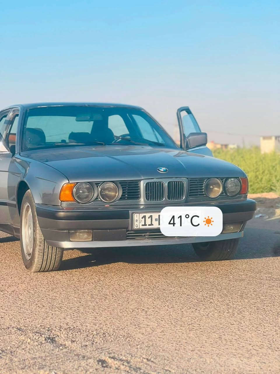 سلام عليكم
525 BMWموديل ٩٢ وارد يابان 
السياره داخله فرن وارقه صبغ صبغتها بس فرنها ب 1000$
السياره كير جديد محرك طابوكه جديده مسكر تك فانوس تبريد كله كامل نقص فقط الفان وجبته اشتريته موجود بس تروح تشده ويشتغل عدك تبريد السياره صافيه شلعه وبطناش
تخم تاير جديد مو باله طك كارتون
السياره ضربتها ضربه خفيفه بلجاملغ الخلفي الي وره السايق ٥ جويات  تجي تشوفهن بعينك
والسياره خير من الله ارقام بغداد انكليزي. سنويتها ٢٨  والسياره ذاب عليها هواي فلوس.   ونقصها فقط دوشمة كشنات التنته مسويها كنتاره  البطاين مال بوب جدد جبتهن وصيت عليهن الاصليات مالتها مال كصه  دشبولها نظيف كيجاتها كلها شغال فقط يحتاجلها دوشمة كشنات  السعر ٥٠ وبيها مجال شي قليل ورحمه لوالديكم الي ميعجبه السعر كلشي اكو بلسوك حته ب٢٠ تلكه السياره ذاب دم كلبي عليها 
عنواني البياع  المواصلات
***********
