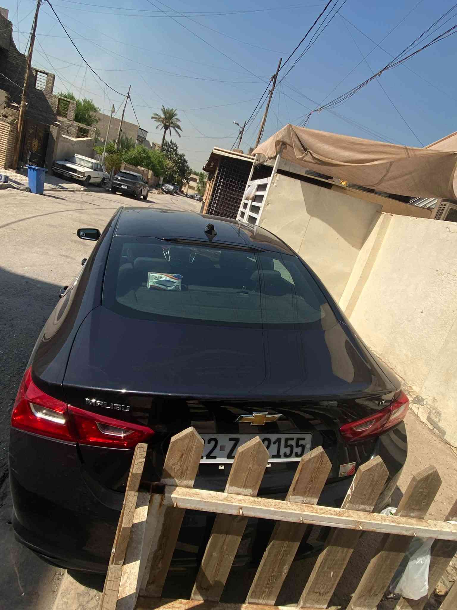 سلام عليكم
شوفر ليت ماليبو 2023 LT

فول مواصفات عدا الفتحه 

تبريد قطتين 

تحكمات ستيرن 

بصمه أبواب بصمة تشغيل تشغيل عن بعد 

السياره كلش نضيفه  تجي تكلب وتشوف بعينك وتاخذ سونار حادثها جاملغ السايق والباب مال سياق ربعها  بدون دواخل بدون ايرباك كله سليم 

مكاني بغداد الدوره السياره معروضه ب117$ وبيها مجال بسيط ***********
