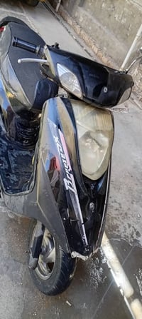 بريز مامفتوحه بلادي كهربائيات شغاله على وضعيتها ابيعها ب 575 بلاش وهذا...