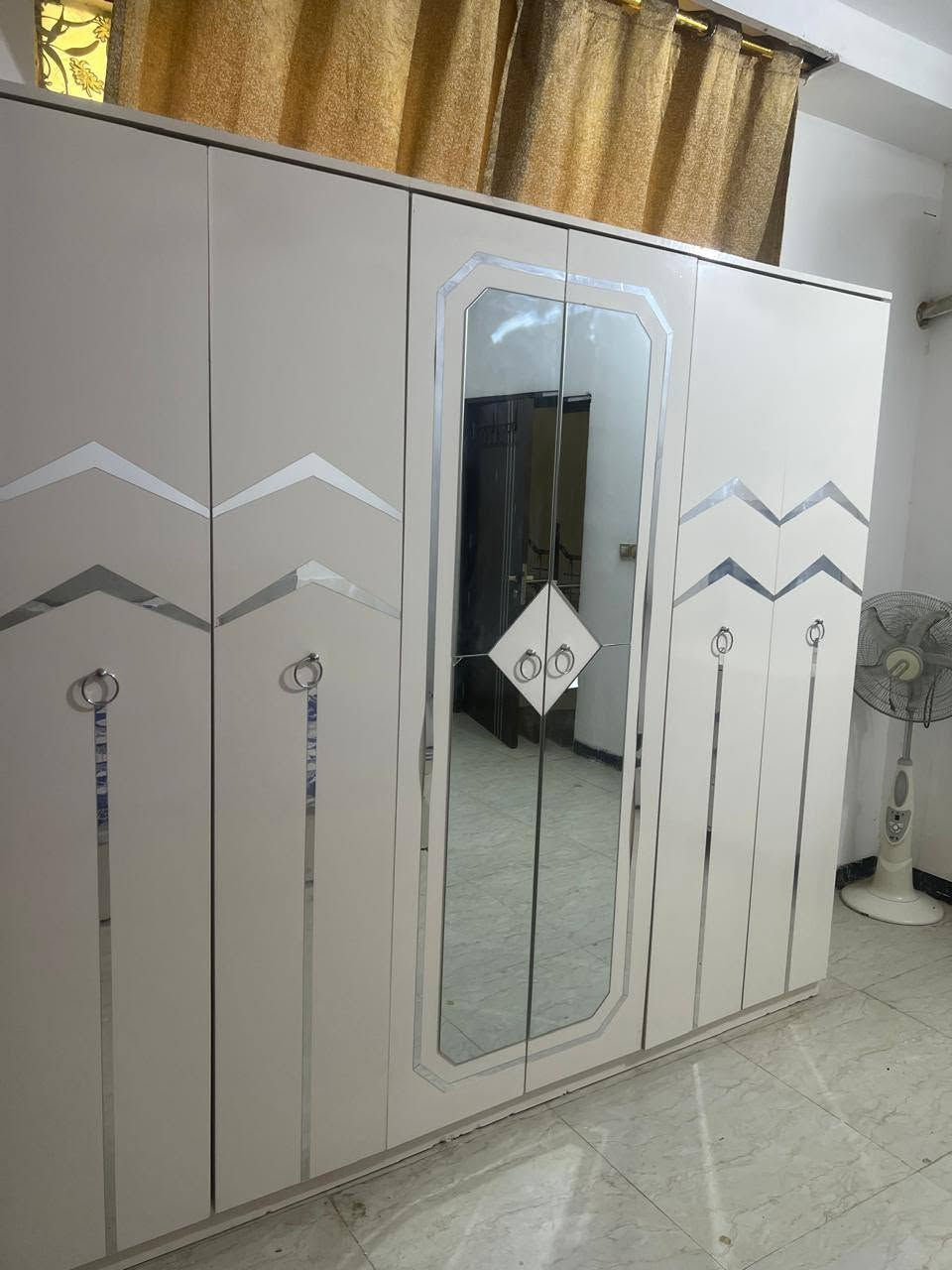 غرفه • نظيفه • خمس قطع