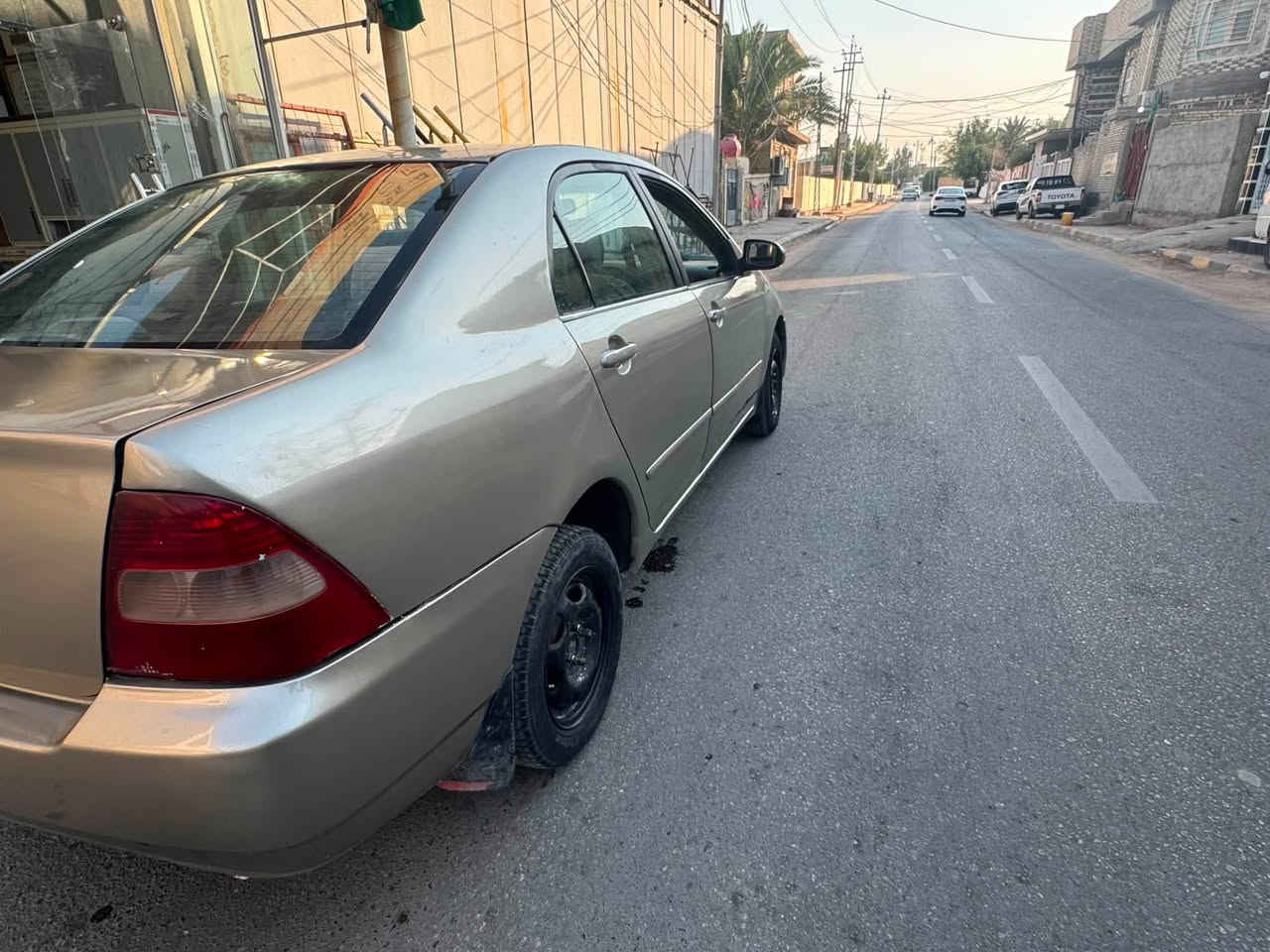 السلام عليكم كورله بيكاجوه لبيع الون ذهبي مديل ٢٠٠٠ محرك الف ١٦٠٠ كيو وتو سياره كفاله من ضربه بس صبغ لجماليه فقط السعر ٦٠ بيه مجال قريل سياره بل نجف كوفه ستفسار اتصال على الرقم ***********
