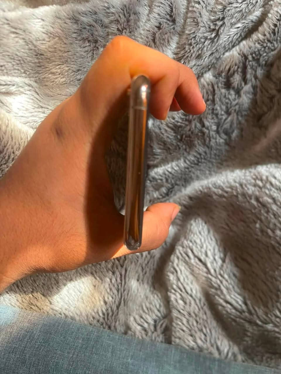 اكس ماكس للبيع جهاز كفاله ما مفتوح بس ضهر مكسور بطاريه ٧٧سعره ٢٢٥وبي مجال مكاني ثغر ***********واتساب
***********سيمكارت
