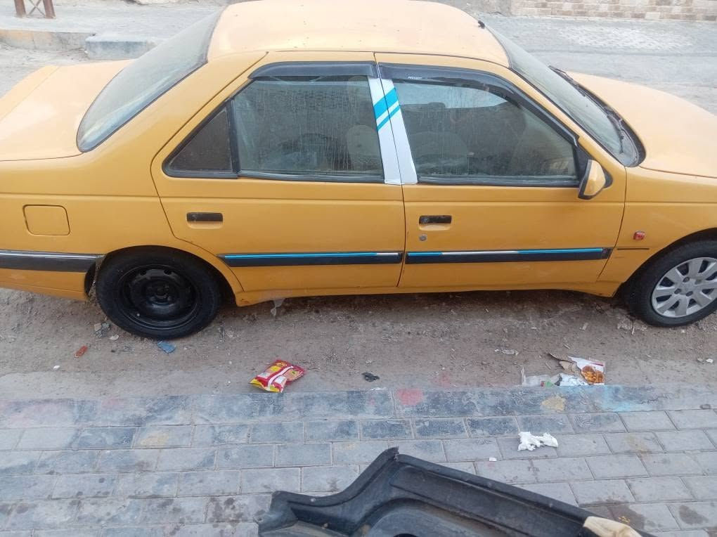 سلام عليكم
بيجو 405 مديل 2016 
مكينه كير كفاله المكينه صار شهر من شديته جديده
مشط جديد حداده جديده تخم تاير جديد تبريد تدفئه كله شغال البديه كفاله من ضربه وتبديل سنويه لل 2029 مصفره هيئه وغرامات
 مكاني بصره حيانيه رقم ***********
*********** البصرة, العراق
