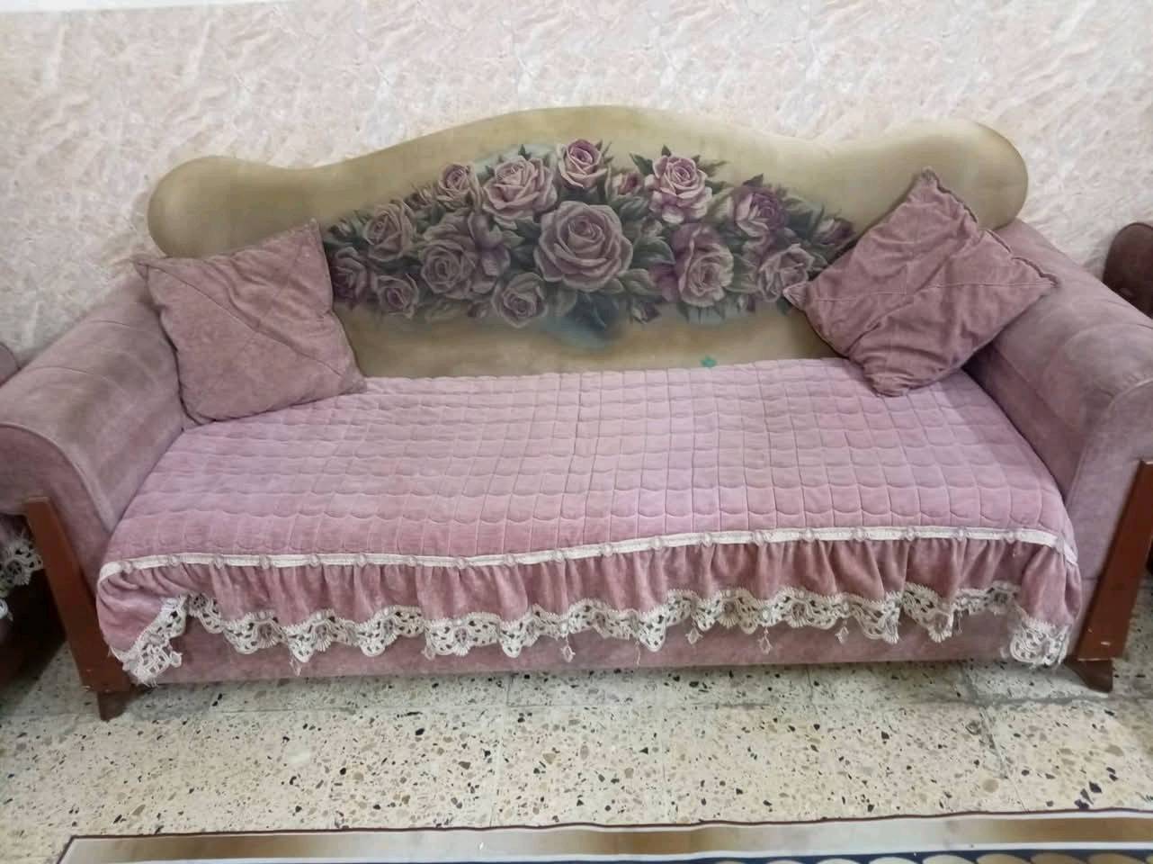 اثاث قنفات بسعر 350الف (بيه مجال)
5قنفات
ممكن توضحلي شكد طول كل قنفه تقريباً، وهل هي 5 قطع منفصلة لو طقم كامل؟: 
تفاصيل خاص
شنو حالة القنفات من الداخل والخارج؟ بيها أي تمزق، هبوط، بقع، أو تحتاج تنظيف/تبديل؟: 
تفاصيل خاص
منو موقعك بالضبط وين تنوجد القنفات؟ وأكو توصيل لو الاستلام من نفس المكان فقط؟: 
بغداد بلديات
السعر 350 ألف نهائي لو بيه مجال للمساومة؟ وإذا أكو شي مضاف للطقم مثل وسائد/أغطية تبقى وياها؟: 
بيه مجال للمساومة تاتي معه وسائد والأغطية تبقى مع قنفات 