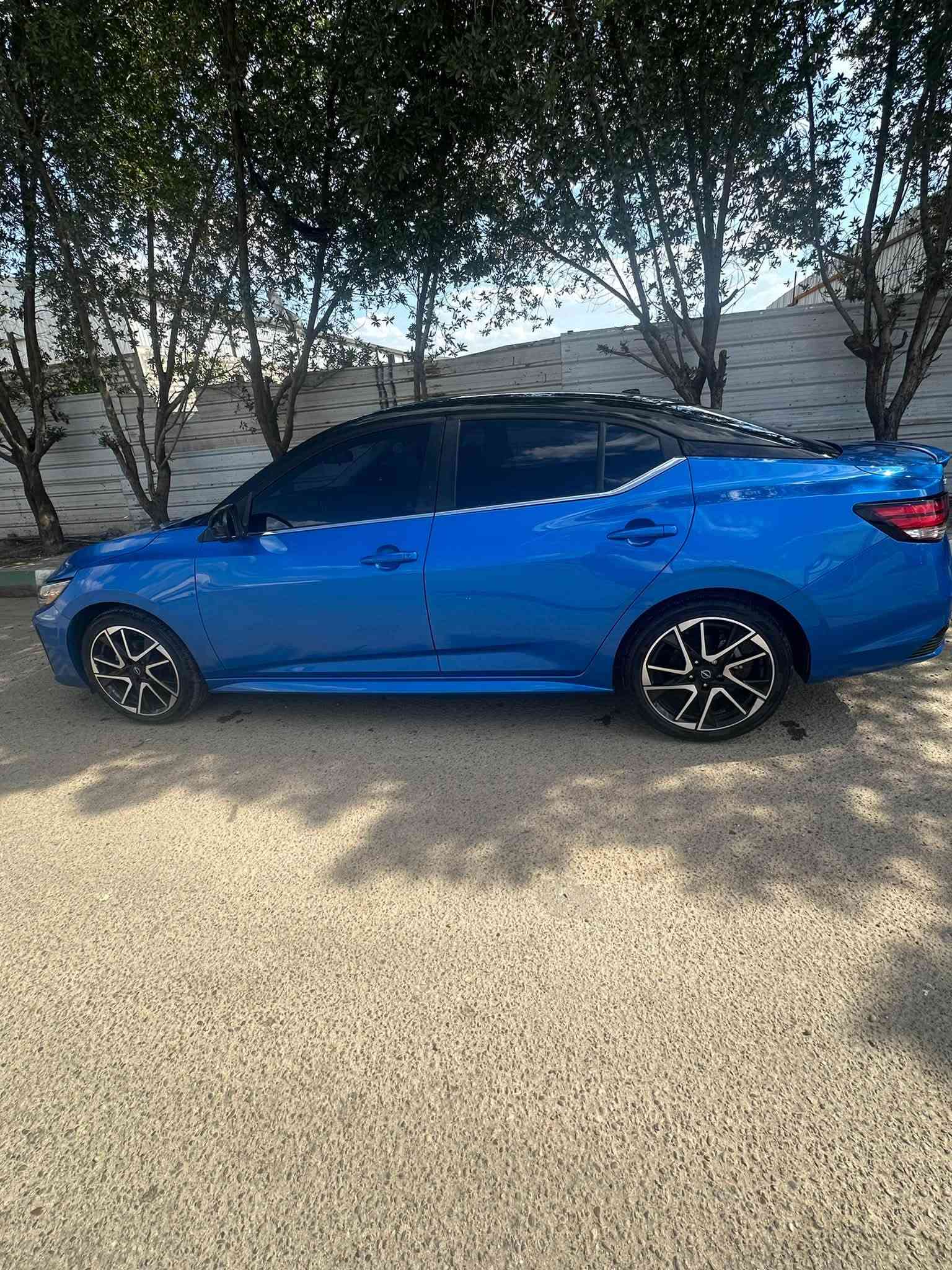 🚘 للبيع نيسان سنترا SR موديل 2024
🔥 SR تو كلر – شكل رياضي ومواصفات حلوة

✅ فتحة سقف
✅ كرسي كهرباء
✅ رقم فحص
✅ ماشية فقط 15 ألف كم
✅ مكينة 2.0
✅ مكفولة من المكينة والكير والتبريد
✅ الشواصي واللغود مكفولة

🛠️ الحادثة:
• بنيد مبدل ومصبغ
• جاملغ صبغ
• جاملغ خلفي
• الحادثة موضحة بالكامل للجادين

💰 السعر: 132 ورقة وبيه مجال بسيط

📞 للاستفسار واتساب:
***********
