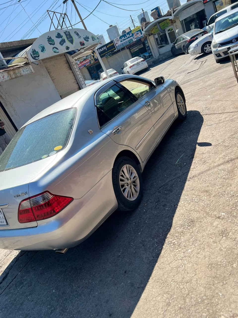 ادمين
شاهينة براوة ٢٠٠٦ كامل مةسروف 
بجوك بةكةورة يةك گلؤب ناو داشبولي نية
ساردو كةرم بسراوة تةقةو رةقةي نية 
سوكاني دةلي ئاوا سةقفي شوشة 
تاي تازة لايتي ناوچةي كوير بي كودة سةياركة 
سيعري ٤٩ كةلاو مةجال لةشارةزوورم 
***********
