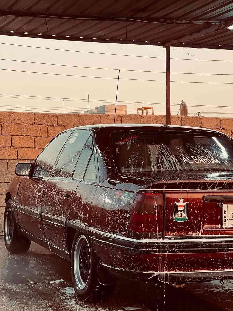 اوميغا • 1992 • محرك 2000