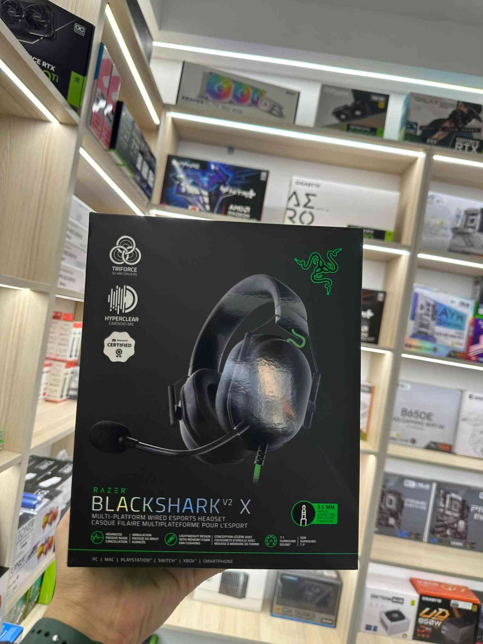 SHEX PC
1- HYPERX CLOUD II NEW 🆕 
2- HYPERX CLOUD II CORE WIRELESS OPEN BOX 
3- HYPERX CLOUD lll OPEN BOX
4- HYPERX CLOUD lll WIRELESS NEW 🆕 
5- HYPERX CLOUD lll WIRELESS S OPEN BOX 
6- RAZER BLACKSHARK V2 X NEW 🆕 
7- LOGITECH G432 NEW 🆕 

توصيل لجميع المحافظات 🚚 
📍دهوك السوق شارع دورة كورك
📩 للطلب والاستفسار
WhatsApp ‪+964 773 416 8767‬L
