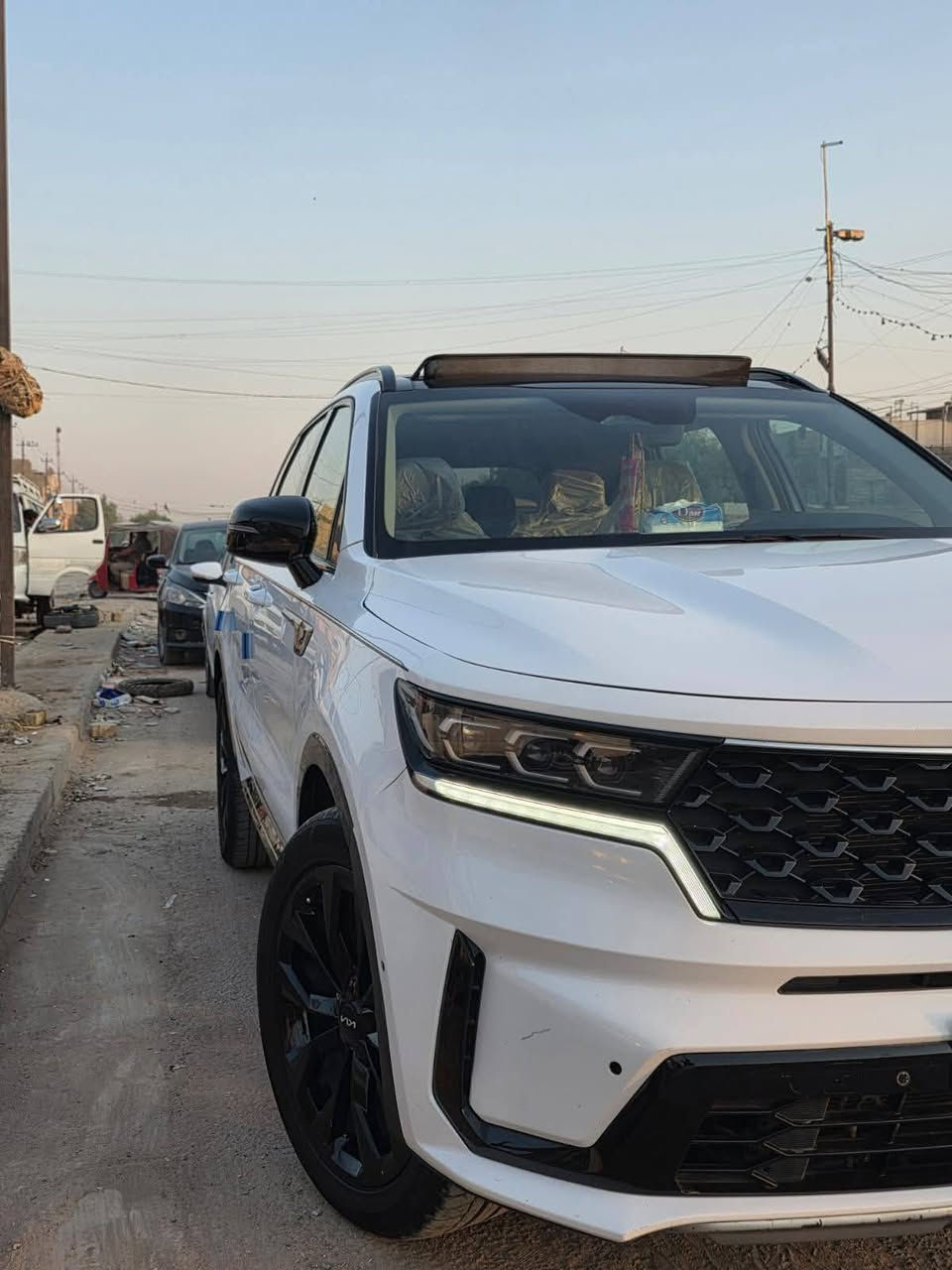 السلام عليكم
سورينتو ٢٠٢٢ وارد امديكي

ماشيه ٤٤ الف ميل

السيارة فول مواصفات والمقاعدvip

المكينة ٢٥٠٠ تيربو 

السيارة كلين بدون صبغ

ضرر بسيط بالشاصي  صور الحادث مرفق بلمنشور

السعر ٢٣٥ وبي مجال

رقم الموبايل
***********
