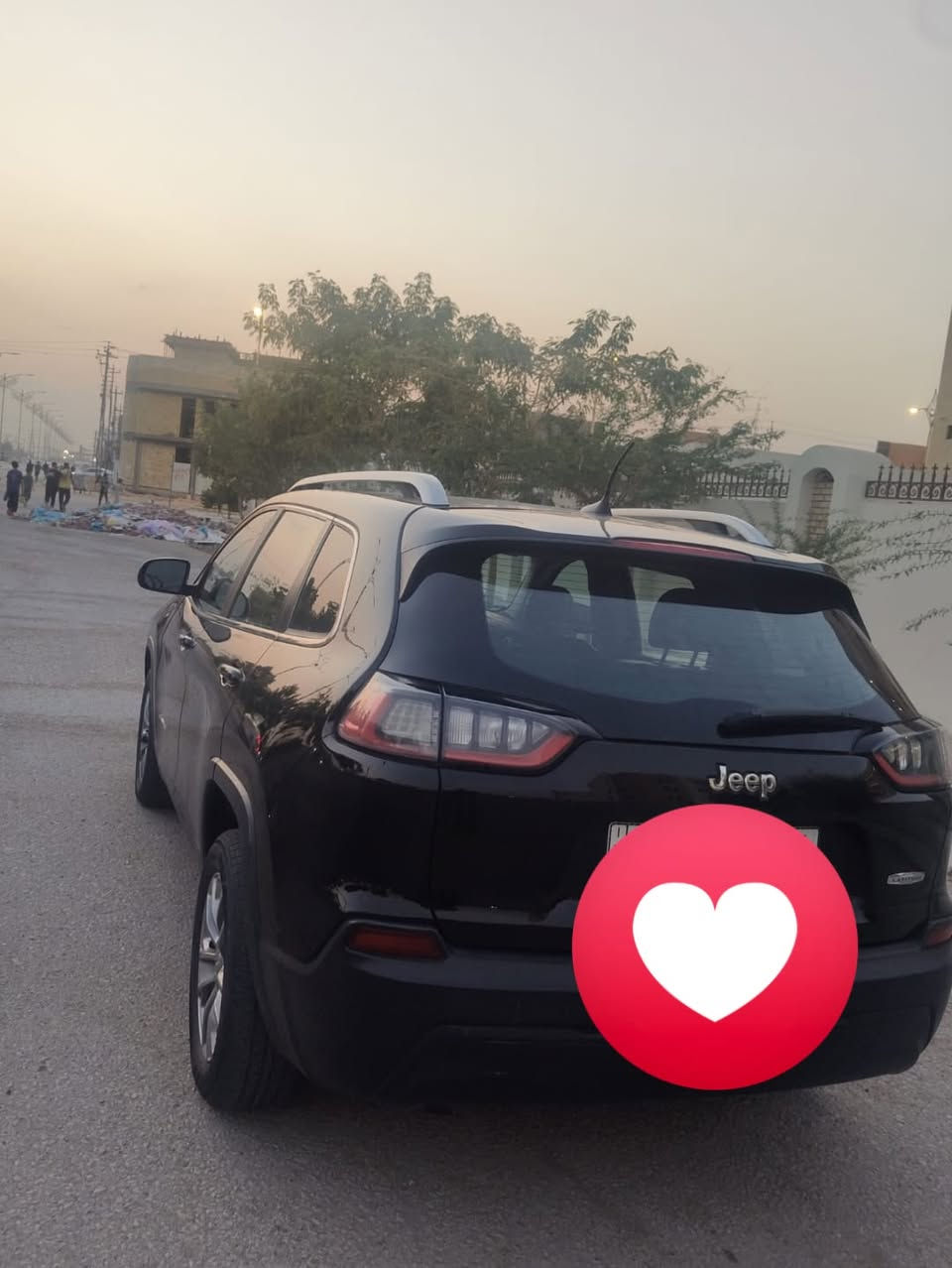 سلام عليكم جيب بزون للبيع أمريكي
مديل 19فول عدل فتحه
حداديه 80/100
مكينه وكير مكفول رقم نكليزي  بابل مداور ثاني يوم 
ترايك وين مايعجبك 
⭕️سياره ضربته جاملغ اليسر مصبوغ والبنيد مصبوغ 
يي ستفسار ***********
