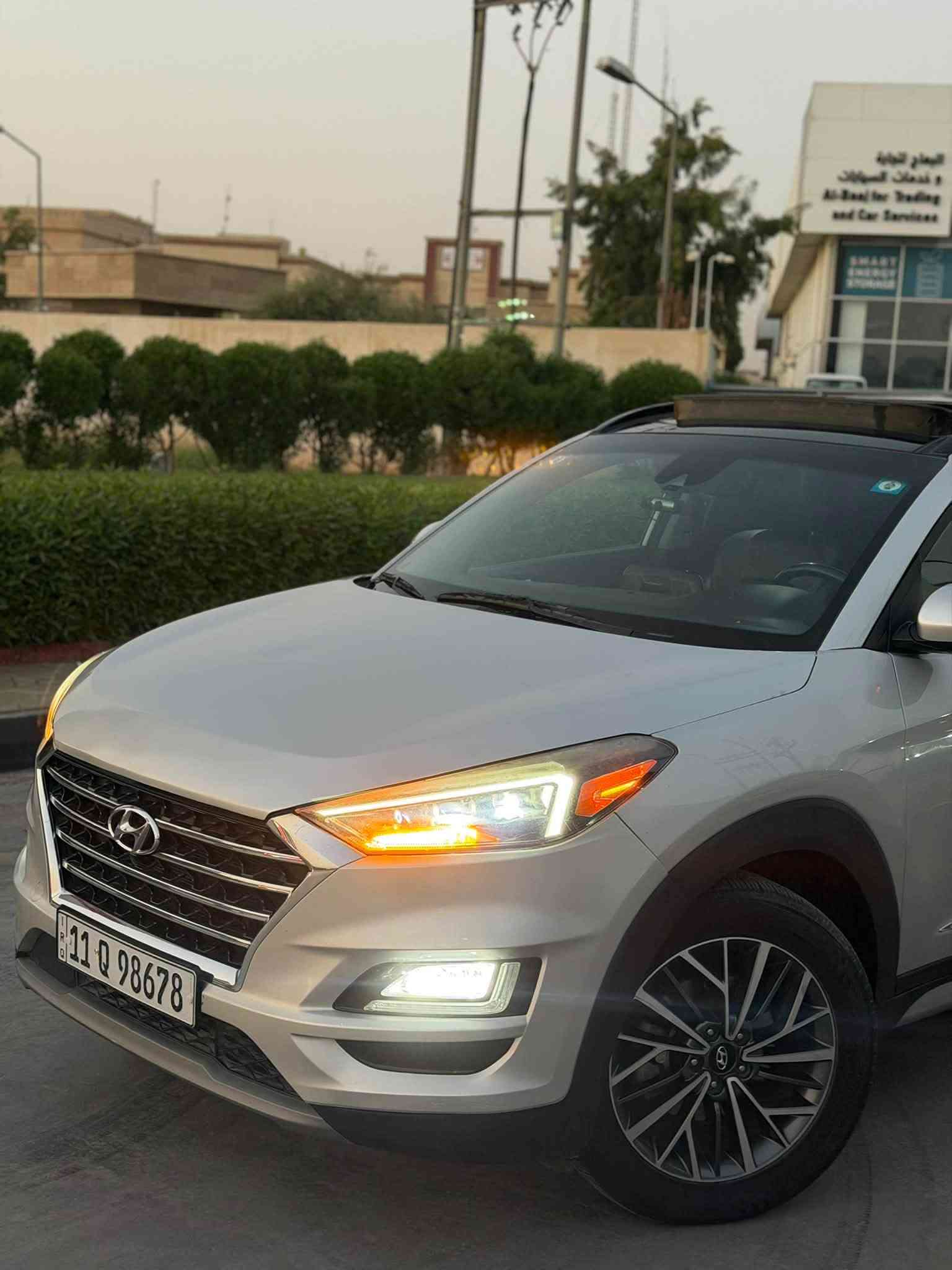 يالله
السلام عليكم 

للبيع

هونداي توسان 2019

رقم بغداد بأسمي تحويل مباشر
   

حادثها بنيد مصلح نفسه بدون شاصي بدون دواخل ابد

سياره فول مواصفات 1/1 اعلى فئة بلامريكي

بصمة دخول +ترحيب 

بانورما قطعتين

مكينه 2400

كامرات 360 درجه

رادارات جانبيه

رادارات اماميه

تحديد مسار

حساس اصطفاف

مانع انحدار

5 كامرات

شاشة كبيرة كاربلي

كشنات جلد

المقاعد لامامية كهرباء

كشنات تدفئة تبريد 

مثبت سرعة

كشافات

نظام ABS

مانع تصادم عند الاقتراب

كشنات تدفئة تبريد

كشنات الخلفية تدفئة

تدفئة بلستيرين

سايد بريك بصمة

فورويل 

اوتو هولد 

جنطه كهرباء 

توقف ذاتي 

لايت خمس عدسات 

وهواي بعد مواصفات .....

مكان سياره ديوانيه ام الخيل
 

للاستفسار

***********  واتساب 

‭***********‬
