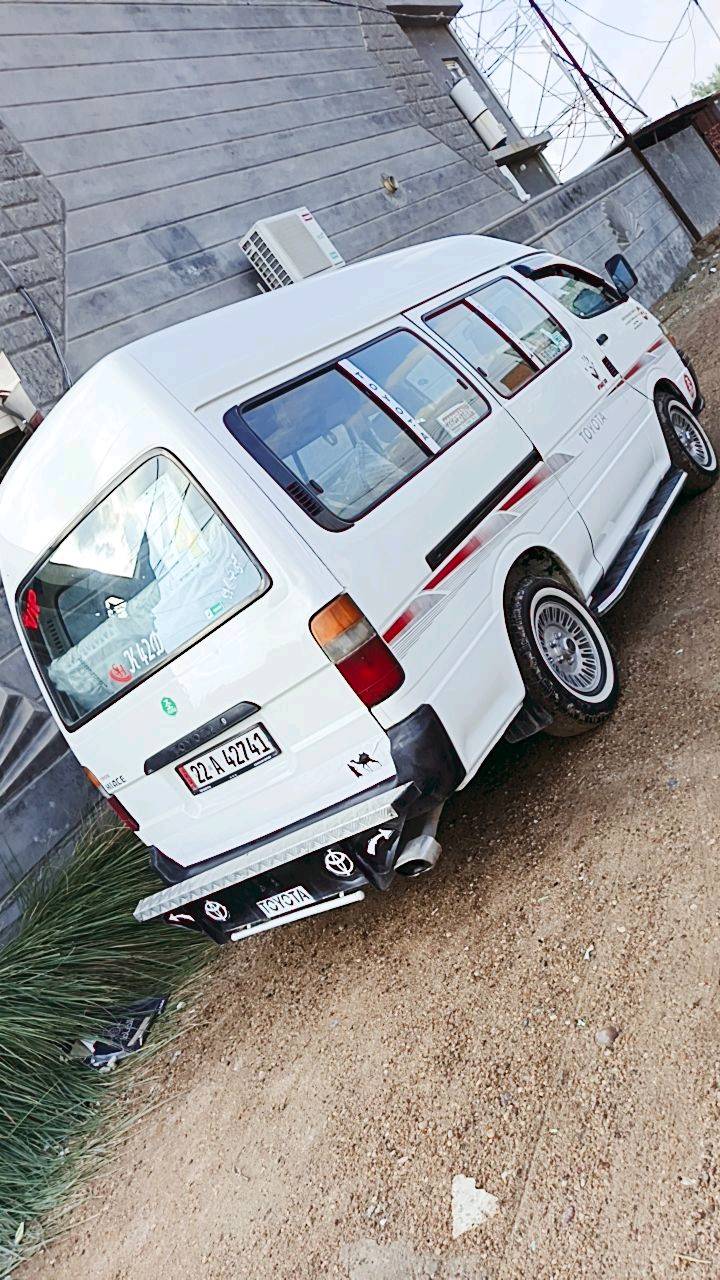 سياره هايسه  البيه2004