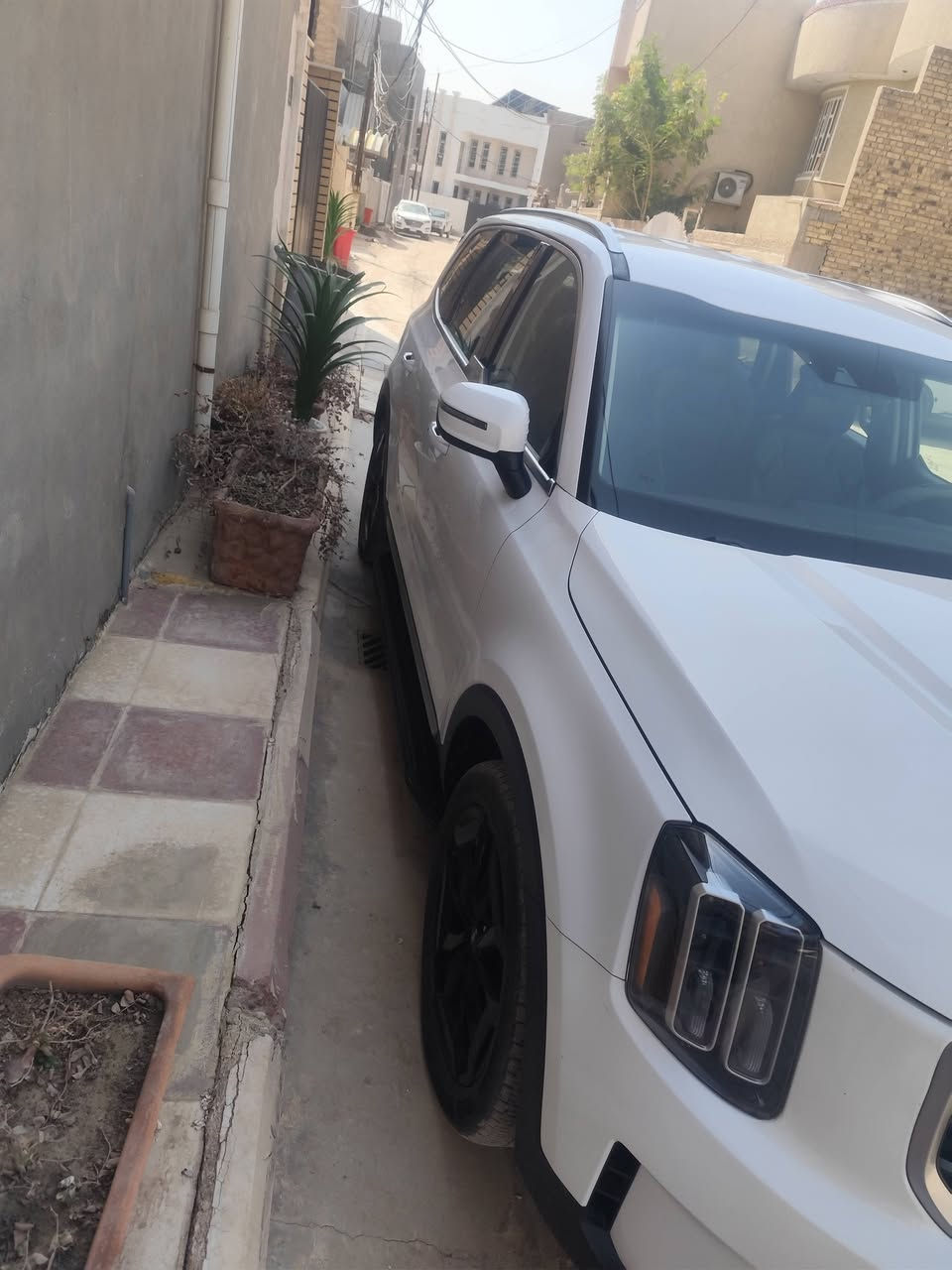 السلام عليكم
كيا تلورايد 2023  وارد امريكي مواصفات 4x

•قطعتين تبريد خلفي منفصل 

•داخل جلد كشن كهرباء 

•بصمة وتشغيل عن بعد

•كشن خلفي منفصل vip

•دفع رباعي مكينة3800 ستة سلندر 

•شاشة كبير متصل 

•ردار امامي مع رادارات360محيطي 

•اوتو ستوب 

•كامرة دوارة 

•خمسة انضمة قيادة 

•حساس امامي خلفي 

•تحكم ستيرن كروز سرعة 

وباقي المواصفات المعروفه

ماشية 40000 

حادثه حافه البنيد فقط رش ربع البنيد فقط بدون دواخل وبدون شاصي وصور الحادث موجوده 

*********** واتساب + اتصال
مكانه الحله
