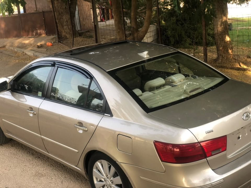 السلام عليكم سوناتا 2009وارد امريكي محرك 2400السياره  تبريد ثلج ليبر واحد حته الدعاميات بيهاا نص جاملغ امامي صبغ والدواير الخلفيه اثر خياس بدون دواخل  السياره فتحه تحكم ستيرن صاج اصل كشن كهرباء حساس خلفي شاشه كامره ويل 17كروم  رقم بغداد بسمي شرط التحويل مكاني بابل المسيب ***********

