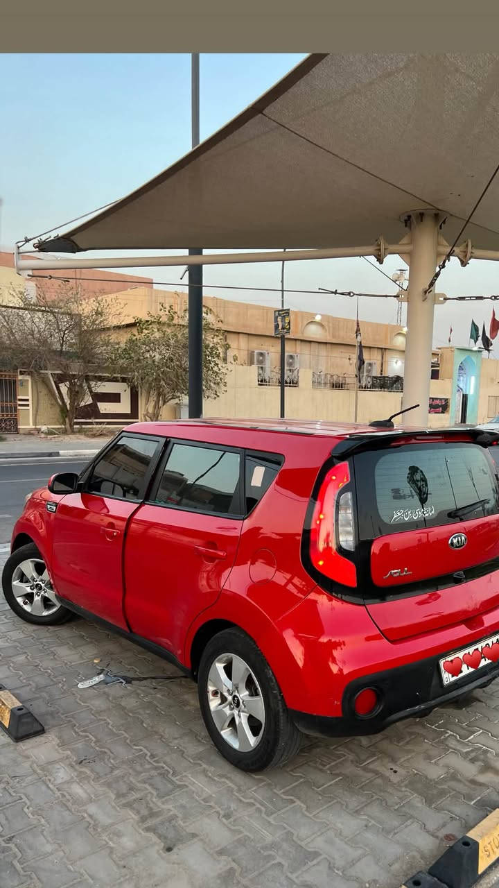 السلام عليكم 
للبيع بدون مراوس
صول ٢٠١٩ وارد امريكي مرقم بغداد محرك 1600 مبدل كازكيت شرط الكفاله ماشيه 62 بدون ايرباك شاشه كبيره ويل كب كامره خلفيه سياره عل بلاد نضيفه جدا 
حادثهه بنيد  وجاملغ2 بارد بل طراف فقط  وبيهه بارد بالباب الامامي 
السعر 113 وبيهه مجال 
مكان السياره بصره معقل  
للاستفسار ‭***********
