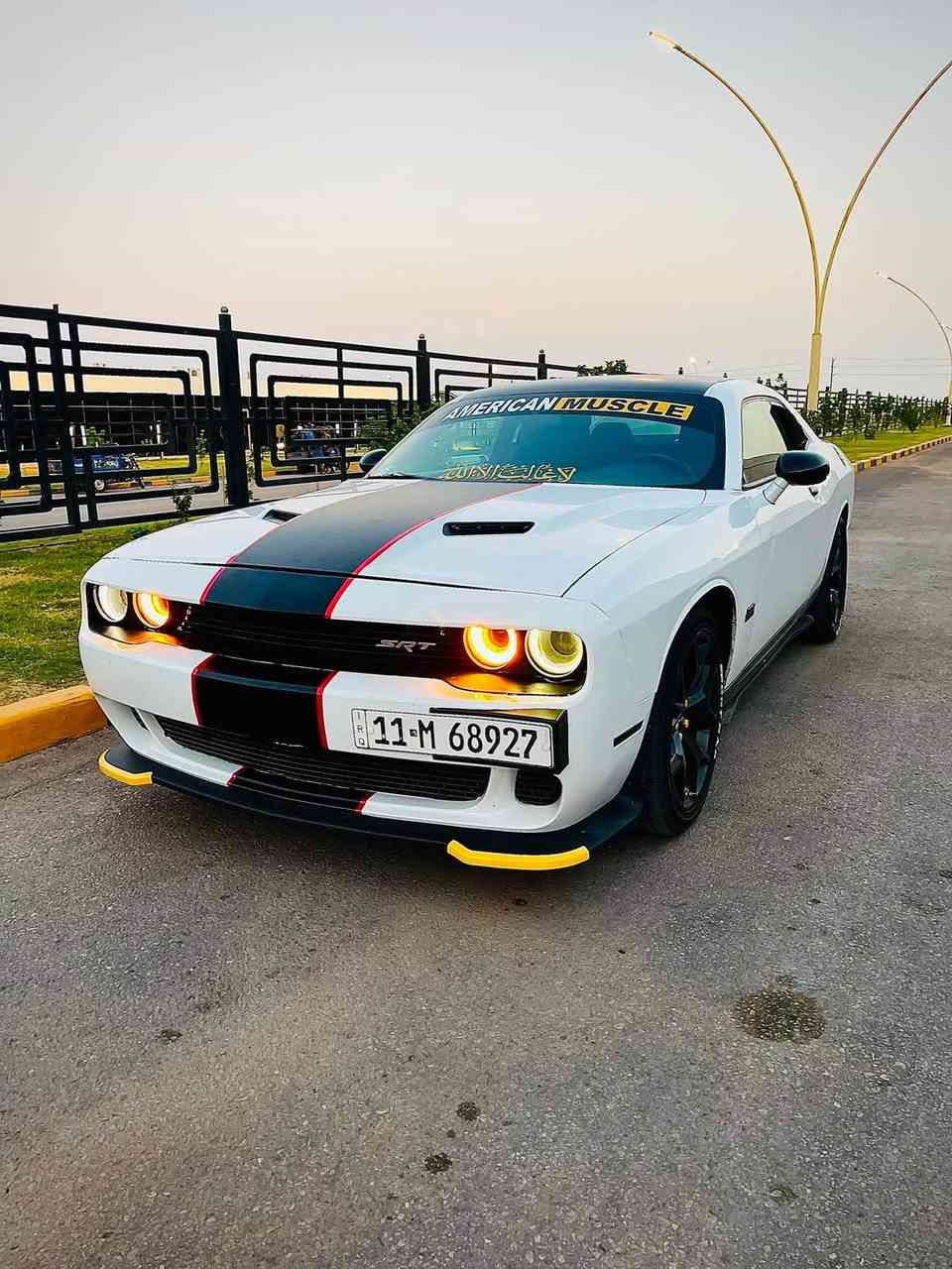 دوج جالنجر 2016 sxt   V6
صور الحادث بالمنشور + صورة لسونار + بدون تبديل 
مجرد طاكه لطوبه ولتاير مسوي رصعه بالجاملغ مصبوغ ربع من جاملغ 
وهنا بالعراق لجاملغ ليمنه طخه بسيطه مصبوغ هم نصه 

كير محرك خير من اللّه ، صدر امامي خلفي جديد
محرك 6 سلندر 3,600 . كير 8 نمر .
نخم تاير جديد NEW تو سايز .
حجز صالنصه بلادي . تبريد ثلج 
السياره جاهزه من جميع النواحي .
السياره فول مواصفات عدا الفتحه .
بصمه تشغيل + صندوق + ابواب .
تشغيل عن بعد . 
شاشه كبيره مال مديل 2023 .
تحكمات ستيرن جهتين كروز سرعه .
اتركشن كونترول . تبريد بيانو .
تبريد قطعين . SPORT . كشنات كهرباء .
كامره خلفيه . شاشه دجتل . شاشه ابل كار بلي . مواصفات الجالنجر
السعر  : 155 
*********** اتصال و واتساب

