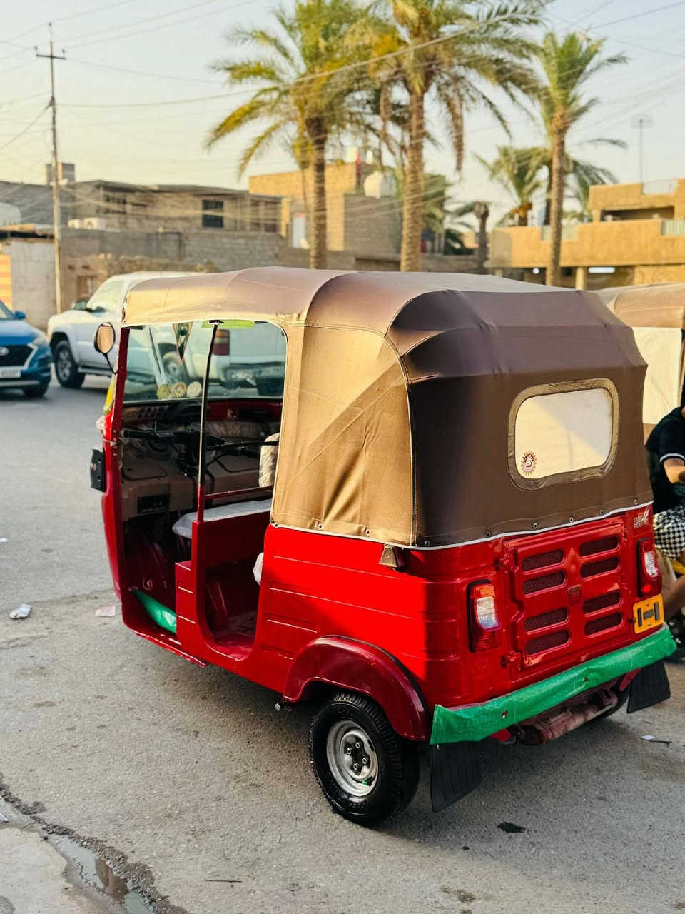 تكتك للبيع موديل 18 تكتك معمره جديد مكينه مال 20 جديده غراض جدد اوراق المصطفى تكتك حلوه سعر اربعه وربع وبيه مجال ما متواجد خاص بس عله الرقم ***********
