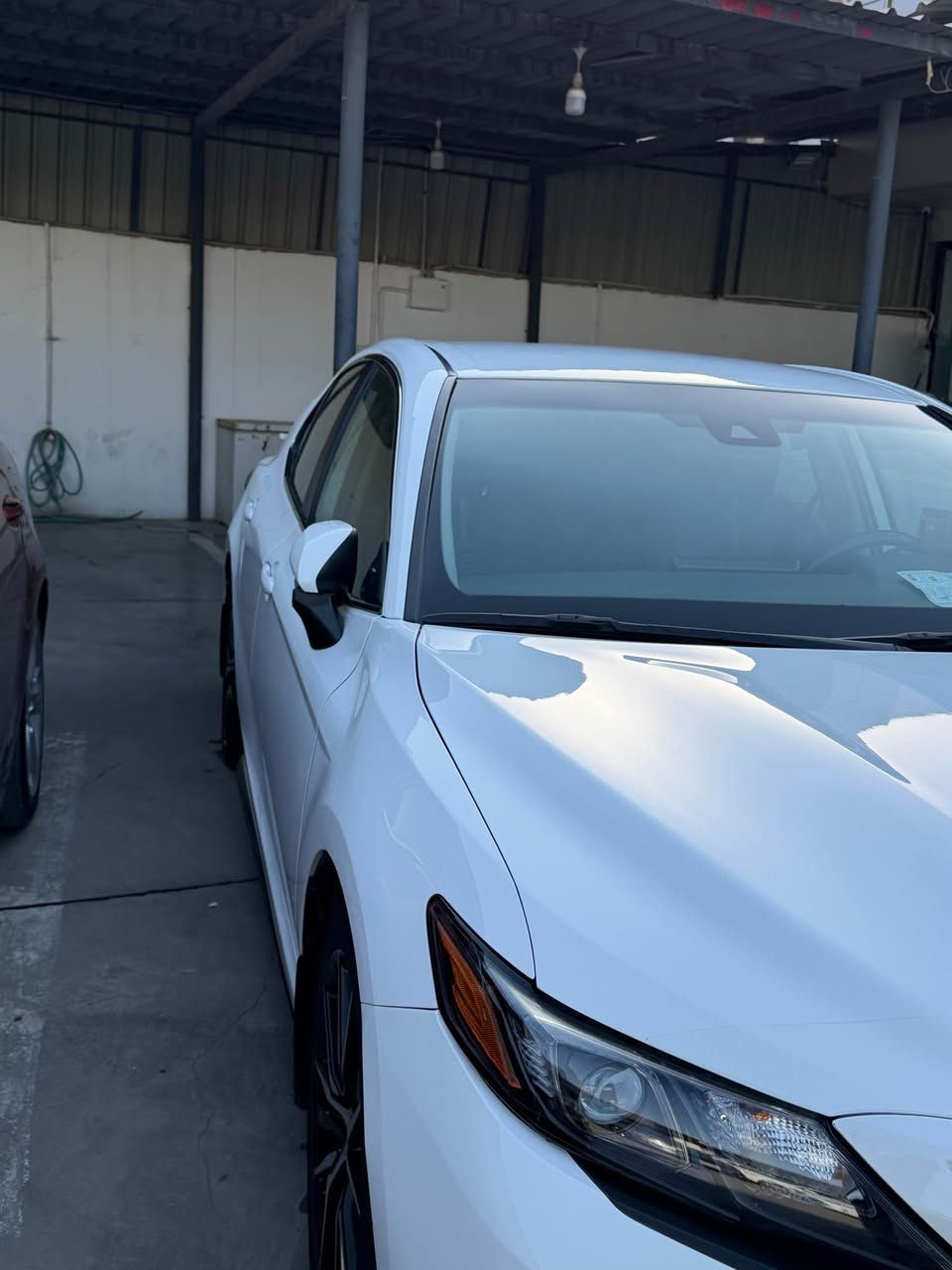 toyota camry 2024 SE 
ڕەقەم کاتی پێش کەپس ڕەسمی دەعمەکەو سۆنەرکەیم داناوە سێعری ١٨٣ گەڵاو مەجالێکی برایانە دەعامی بۆ دەعامی بە شەرت... سلێمانی ***********-***********
viber whatsapp السليمانية, العراق

نص مكتوب في الصور:
- 49027955X