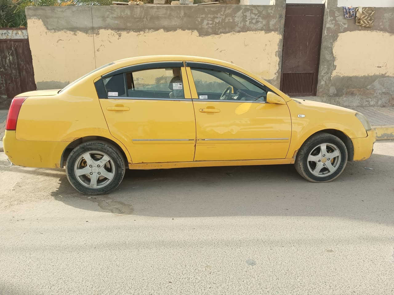 ‏شيري A5
‏صفره بلادي/موديل 11
‏مصفره هيئه /وغرامات
‏رقم بغداد/انكليزي/بسمي /تحويل ثاني يوم
‏كير ومحرك /كامري/ابو الكف/بس الكير مالته يئخر /ينزل من سعره / السعر 35 /وبيه مجال بيع او مراوس بسبعه راكب ***********

