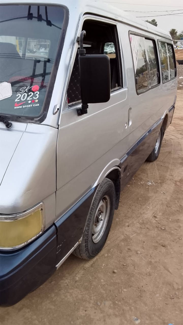 كيا بسته موديل ١٩٩٤ سياره شواصي الكدام كفاله كير مكيه مشط بور اكسل كفاله حداديه جديده مصبوغه عام فرن درجه اوله على الحديد بدون ضربه سنويتها لسنة ٢٩ شهر الثاني السعر ٤٥ وبي مجال قليل  للستفسار ***********
