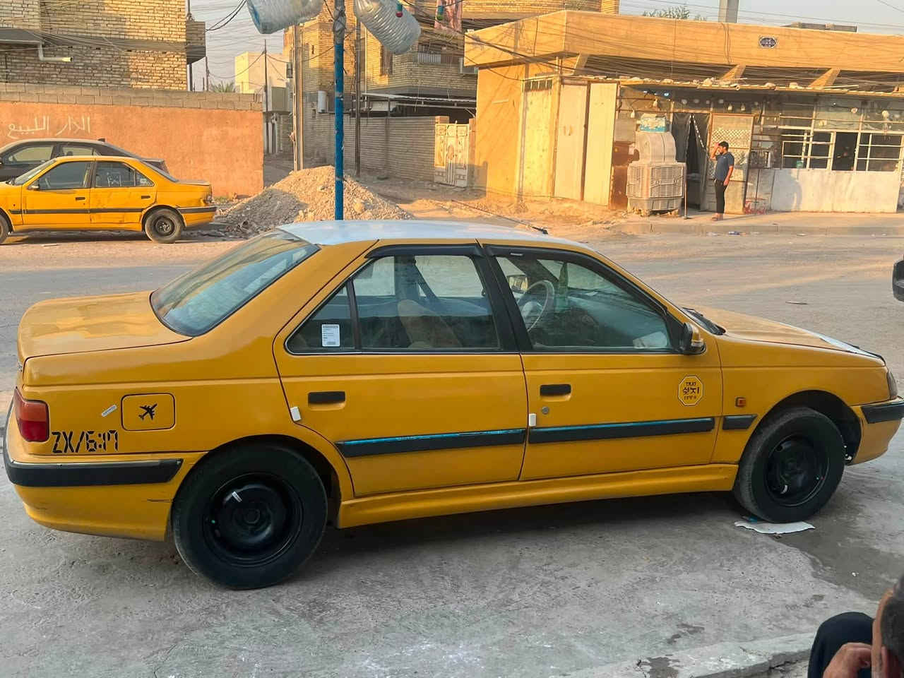 سلام عليكم    بيجو بارص 20015
كير ومكينا مكفولات لسياره خير من الله ***********لسعر ٣٥
