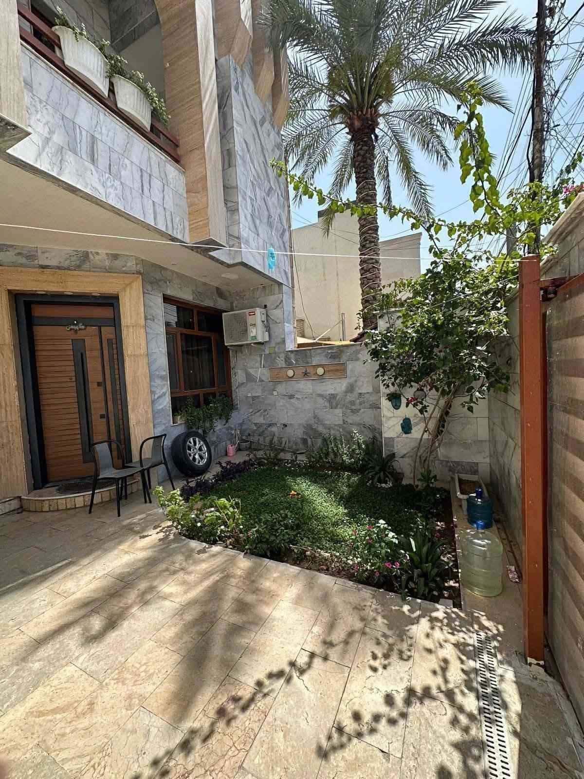 البنوك • ٢٢٥م • ٦ غرف