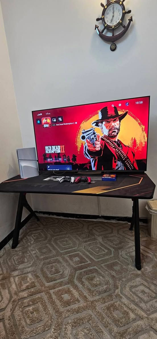 شاشه TCL C745
*حجم الشاشة : 55 بوصة دقة 4K UHD بقوة 3840 × 2160 بكسل.

*نوع العرض QLED مع إضاءة خلفية LED وتعتيم موضعي كامل المصفوفة (Full Array Local

.(Dimming

*معدل التحديث يصل إلى 144 هرتز (VRR)

*السطوع يصل إلى 1000 شمعة (HDR 1000 nits).

*تقنيات الصورة والصوت يدعم Dolby Vision Q و .+HDR10 9 IMAX Enhanced 9 Dolby Atmos

*الأداء والمعالج معالج 3.0 AiPQ Processor ، مع ذاكرة عشوائية (RAM) سعة 3 جيجابايت، وذاكرة تخزين داخلية

32 جيجابايت.

*نظام التشغيل : Google TV متجر جوجل بلاي مساعد جوجل الصوتي.

*تقنيات الألعاب 2.0 Game Master و Free Sync

Premium Pro من AMD
السعر : 650 الف 
للتواصل واتساب ***********
