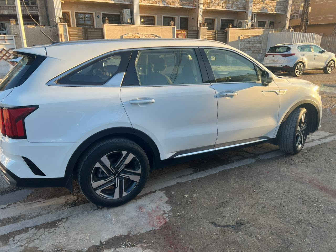 للبيع
كيا سورنتو موديل ٢٠٢٢ خليجي سته سلندر
ماشية ٤٣
رقم بغداد 
بصمة
قمارة حديد
كير ماوس
سايد برك بصمة
كشنات كهرياء
صندوك كهرباء
مري شفط  
سبعة راكب
حساسات 
بيهة بارد جدا قليل كد شبر والقمارة ماطرة عليه حالوب بس اثر كلش قليل بسيط السونار مرفق والباقي كلة مكفول 

السعر٢٧٠ وبيهة مجال لشراي 
مكان السيارة بغداد/ حي اور
***********
