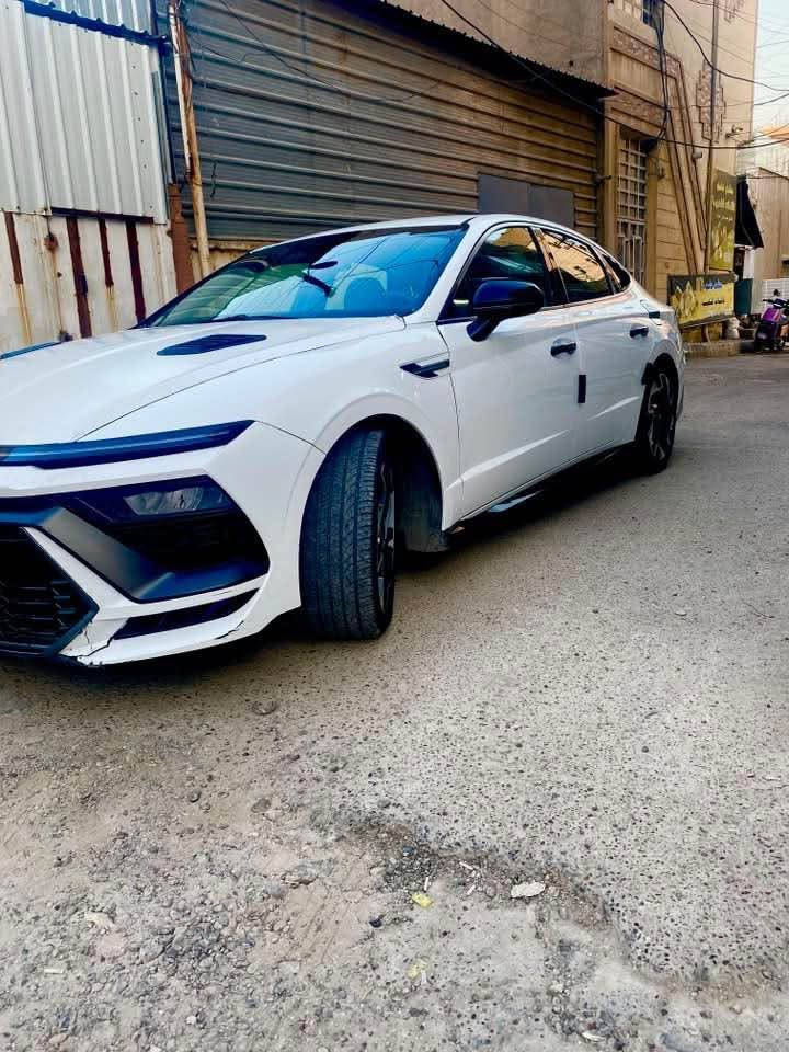 سوناتا 2024 sel
🔶 محرك 2500 تنفس طبيعي
🔶كير تعليگ 8نمر 
🔶شفتات سرعة - قيادة ذاتية -ماشية 32mile
🔶مانع انزلاق - اوتو هولد 
🔶حساسات امامي وخلفي -رادار امامي 
🔶رقم بغداد بأسمي تحويل ثاني يوم
🔶 ضرر بنيد وجاملغ صبغ وجاملغ لاخ بارد واكو كم طخة متبين الة بلشوف واكو رصعيتن صغار بلقمارة من امريكا ايرباك دركة وبردة وراجع سستم
🔶عليها كت كامل اسود يدات وسكوبات وقبغ بانزين ومري 
🔶كشنات كهرباء وتدفتئة وجلد لون فيروزي 
🔶محرك كير شاصي لغد مكفولة 
🔶بغداد الكرادة 
***********
عليها غرامات مليون ينزل من سعرها
وكل تفاصيل بلصور 
سعرها 168$ بيها مجال بسيط مستعجل على بيع بغداد, العراق
