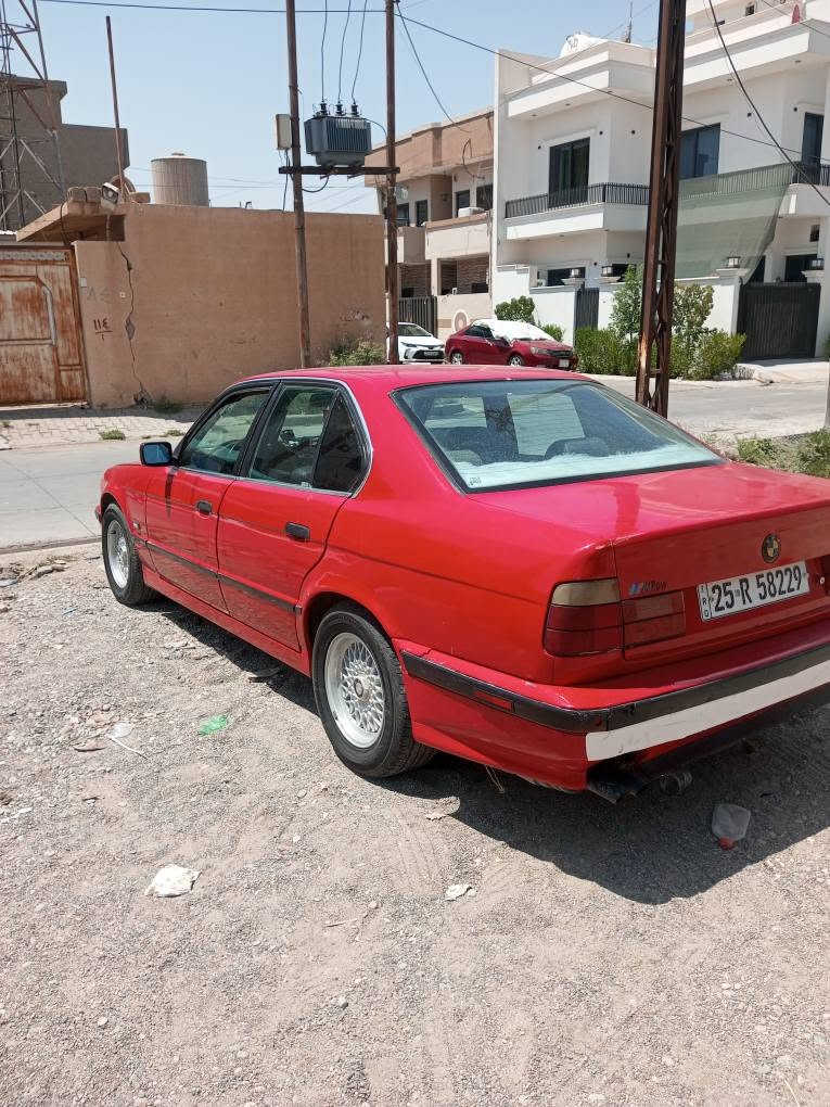 سلام عليكم شباب بي ام دبليو موديل 1992 أصل 520 بس كير أو محرك 525 اتوماتيك للبيع سياره جاهزة بدون برغي نقص دعامي أمامي خلفي M صدر أمامي خلفي جديد سعره 55 ورقة وبي مجال مكاني كركوك شراي اتصل *********** كركوك, العراق
