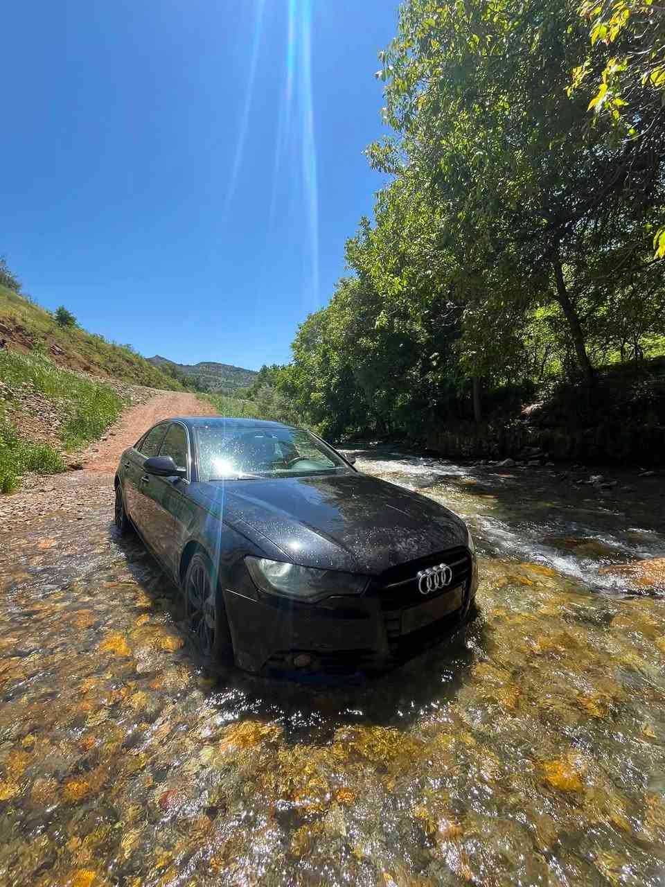 Audi a6 2015 ٤ بستن و توين توربو
به س قتعه كا بجيك ياد بشدي دا و ره قه م دهوكه
٧ وه ره قه و نيف خرامه نه ديش سعري هين خار سعر ٦٥ ومجال ره قه م ***********
