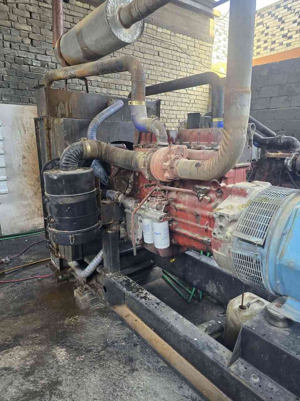 افيكو ١٢٠ اللبيع راس توليد ٢٠٠ كهربائيه إلا بخار ولا تنقيص معروض ٦٠ وبيه مجال مكاني نجف ***********
