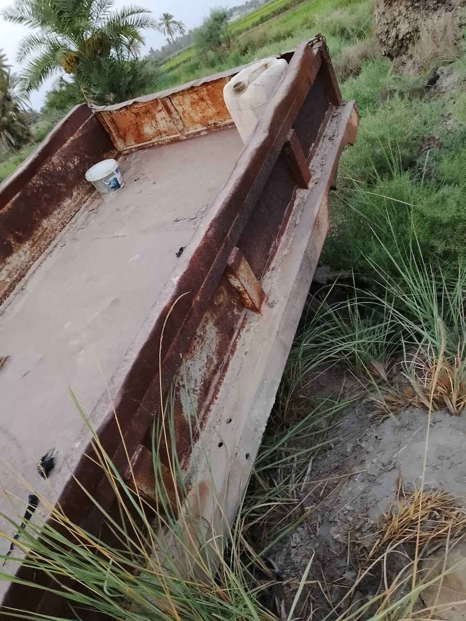 عربانه عدد اثنين للبيع مثل مموضحات في الصوره العنوان نجف مشخاب ***********
