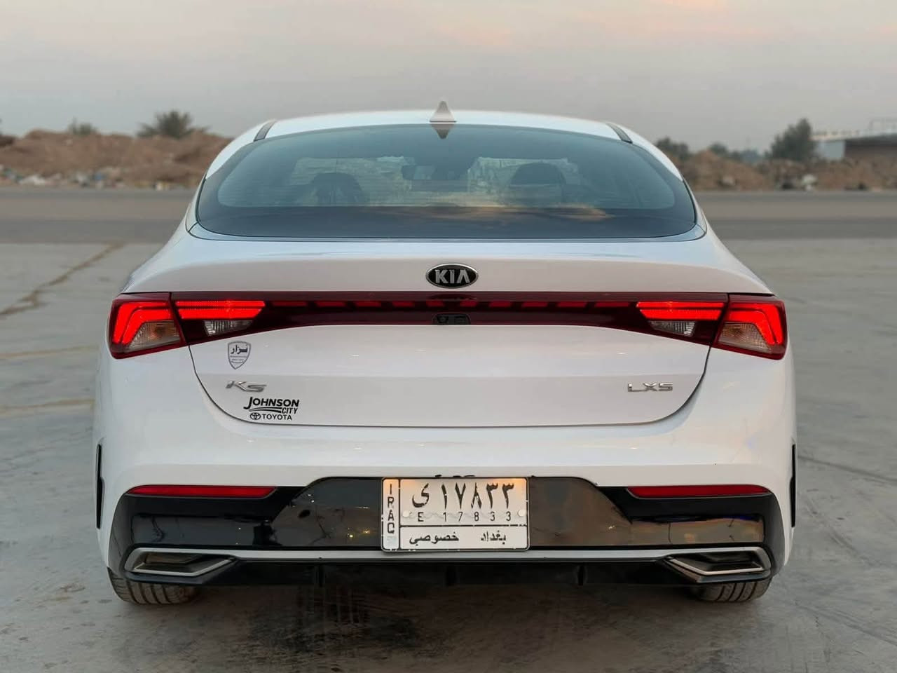 كيا كي فايف 2021
KIA K5 2021 
وارد امريكي 
صبغ قطعتين
-شاشة كبيرة
-كاميرا بلادية 
-تحكمات ستيرن 
-انظمة قيادة
-اوتو هولد
-بصمة تشغيل وأبواب
-مكينة 1.6T ( تيربو ) 
السيارة جديدة جداً 
العنوان / واسط - الصويرة 📍
هاتف /***********
