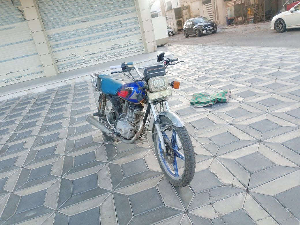 سلام عليكم سيفان 5 كير موديل 2020/ مكينة زينة دراجه شلعاة معدل فول كابريتر بلادي زنجبيل ورولات جديد درع مكينة جديد لايت زنون و بلو جكتر مكان بغداد شارع فلسطين سعر 325/ وبيها مجال ***********
