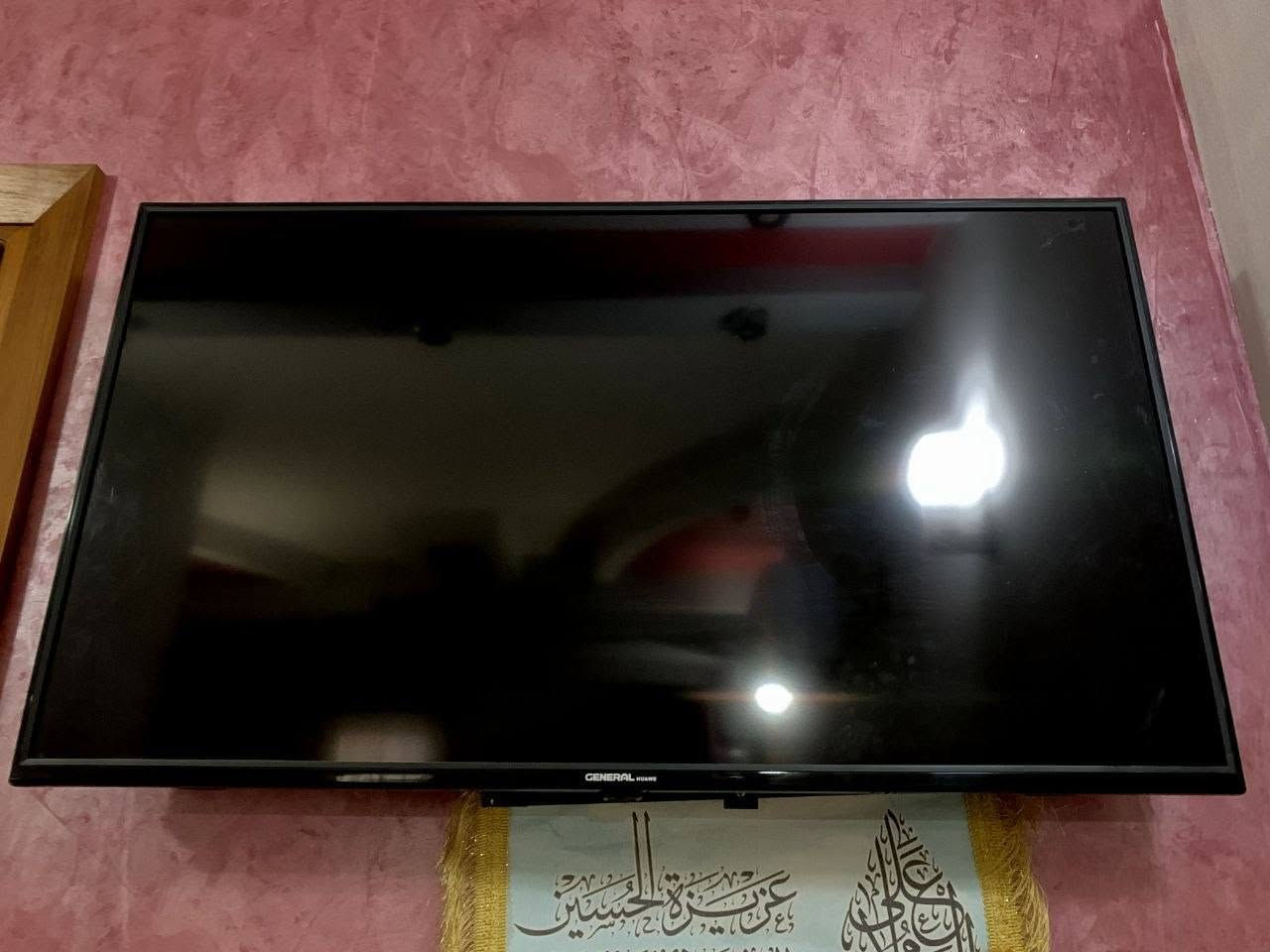 شاشة شاونك حجم ٤٣ بدون نت نظيفة ب١٣٠ الف

شاشة جنرال حجم ٤٢ عطلانة فجأة طفت (تصليحهة ب٥٠ الف) ب٧٠ الف

واتس :
***********
