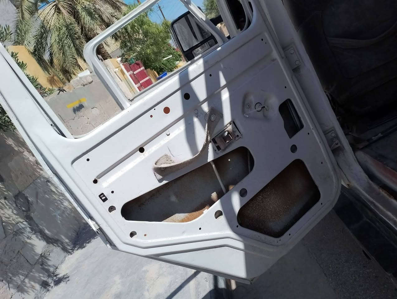 تحوير ابطاين ابواب لاند كروز
يوجد لدينا تحوير ابطاين ابواب لجميع انواع السيارات 
العنوان العزيزية الشباب مقابل العمارة السفينه 
الاستفسار اتصل على الرقم ***********
خادمكم ابو رســــــول 
دوشمة التساهل
