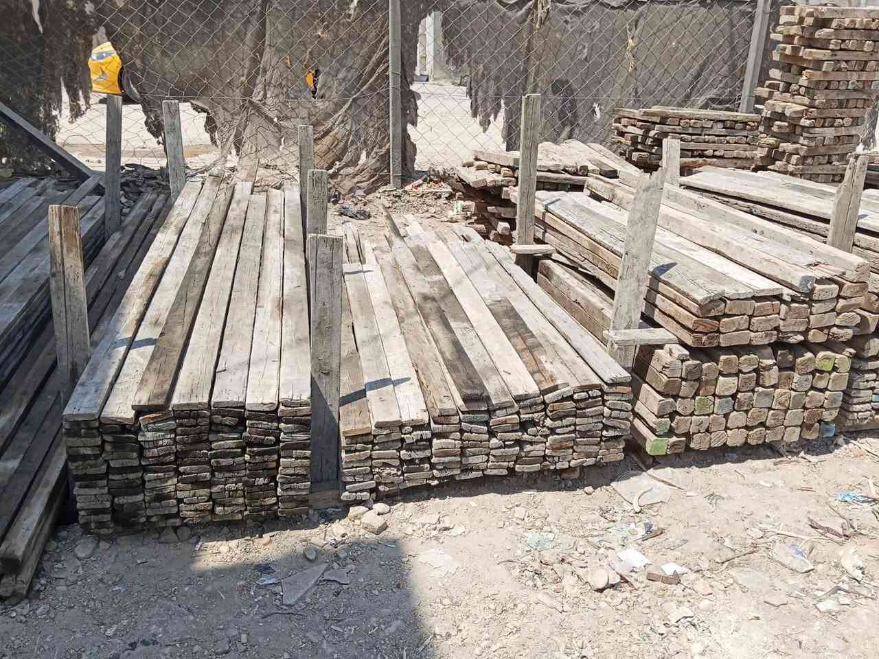 قالب خشب للبيع العدد 6مكعبات تارس 25
مكان بابل  ***********
