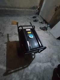 عسلام عليكم مولد للبيع جديده استخدام قليل مال الوادي شغاله علئ الفحص ص...