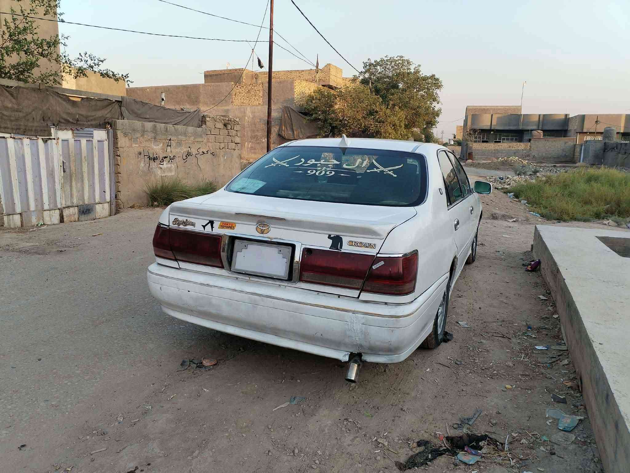وسلام عليكم ملكه للبيع مديل الفين وتلاثه كرستال كشنات كهربايه ستين كهرباي حداديه خلفيه اماميه خير من الله تبريد تتفه كير ومكينه جدد جانت رقم احمر بغداد شتغلنه ماعملته المرور سحب رقمه صدامي وخصصوله رقم انكليزي اضباره بيه كامله بقت عليه 20 ورقه وتاخض رقم وسنويه صبغته مو حلوه بدون شخوك السعر 37  الرقم تواصل ***********
