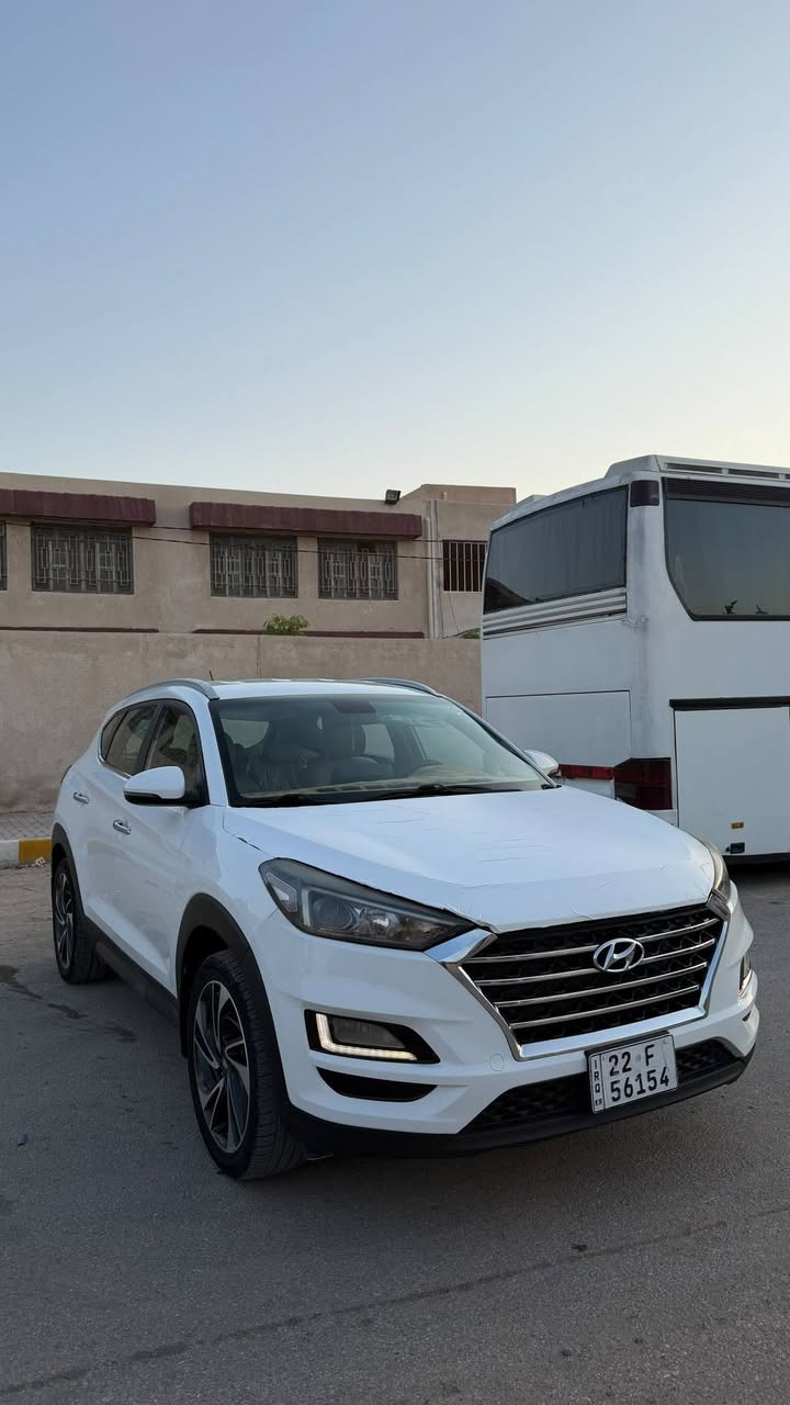 توسان خليجي جيكي موديل 2019، فول ماعدا البانوراما، رقم أربيل، تريد تحويل أو وكالة، ماشية 157 ألف كم، بيها بنيد صبغ فقط وبارد قليل باب السائق، سونار موجود ضمن الصور..
الموقع: بابل – المسيب.
للتواصل:
***********
***********
