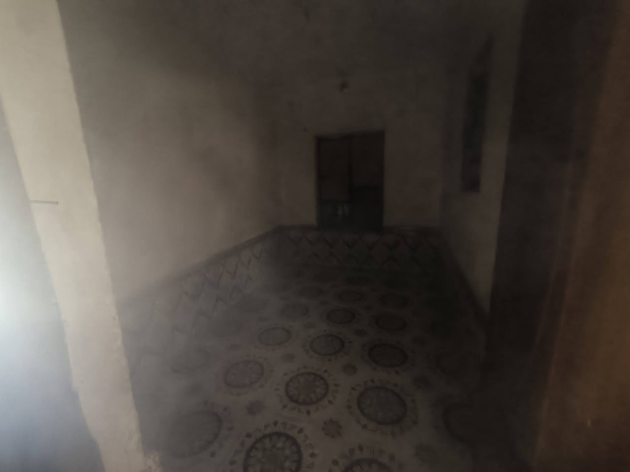 العنوان 📍حي المعلمين الالبان

📐 المساحة: 135م²
الواجهه 11م
النزال 13ونصف 

🔹 طابق واحد 
3 غرف نوم 
صاله 
ديوانية 
حمامات 

💰 السعر: 125
📞 للاستفسار:
📱 ***********

