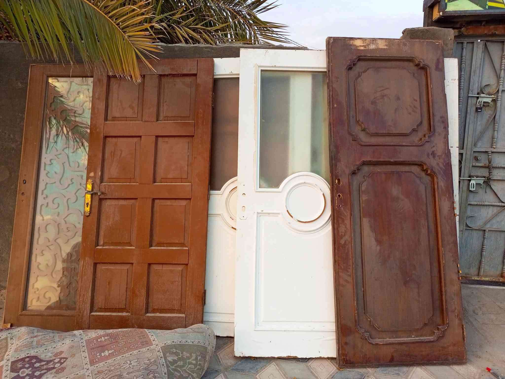 السلام عليكم ورحمة الله وبركاته 

اسواق سفان الرميثة حي المهندسين بسايدين 

الجدد قرب مدرسة الثانويه العراقيه للبنين

المدرسة الاهليه او قرب مجمع ولاية الامير 

نزلت عندي جرابي حديد طابق واحد وطابقين 

اسعار الجرابي ام الطابق الواحد 30 الف قفل 

شرط النضافه شرط القوة 

سعر الجربايه ام الطابقين مع الدرج مالتها 

سعرها 50 الف دينار 

وعندي بيبان خشب طلاكه بدون جرجوبه 

وعندي بيبان مع الجراجيب شرط النضافه 

رقم الهلتف *********** واتساب

***********واتساب
