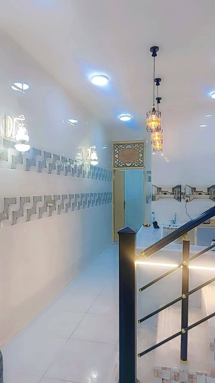 مشتمل طابقين طابو زراعي سند 25 مساحته 100م
يباع نقد أو أقساط 
 . الطابق الأول: غرفة نوم، صالة، مطبخ، كلدور صحيات (داخلية وخارجية ). الطابق الثاني: غرفة نوم. كلدور، مجمع صحيات. العنوان وردية خارج خلف  المستشفى الكفيل خلف المدارس توجد كافة الخدمات . نقداً نقد : 70مليون دينار
بالأقساط الكلي 85 مليون): مقدمة 45 مليون *
 قسط شهري 500 الف الشهر
_____________________________________________
استفسار اكثر الاتصال على الارقام الموجوده  او مراسلة الصفحه
⭕️لمن يرغب  بيع عقار او شراء مراسله او الاتصال
⭕️عروض تجاريه
⭕️عروض دور حديثه
⭕️قطع اراضي -
***********. 📞 ____***********_واتساب
